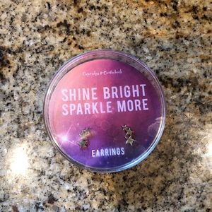 NWT Star Earrings